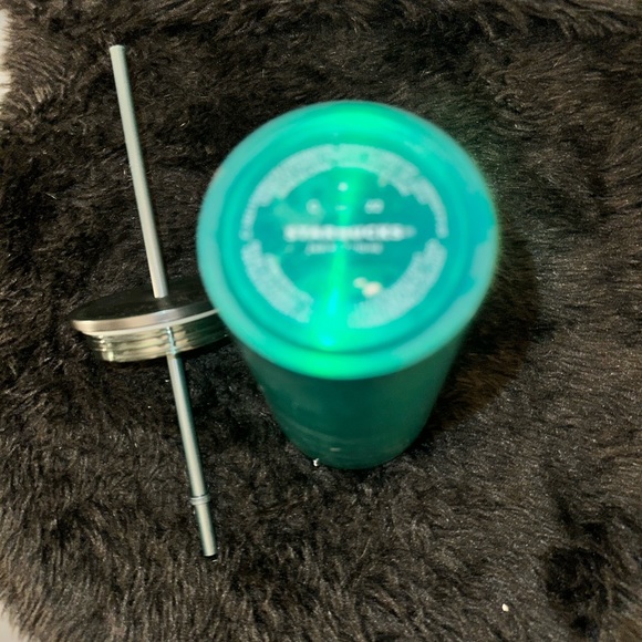 Starbucks tumbler - Picture 3 of 4